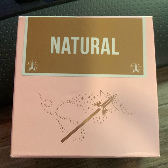 ✨MSRP $22✨Jeffree Star New In Box Magic Star Luminous Setting Powder - Picture 2 of 3